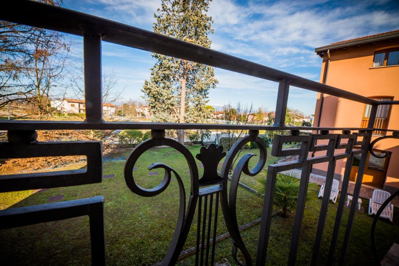 Hotel Dall'Ongaro Ghirano ภายนอก รูปภาพ