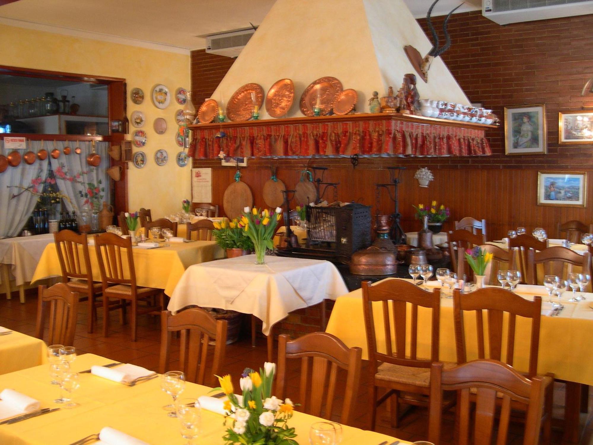 Hotel Dall'Ongaro Ghirano ภายนอก รูปภาพ