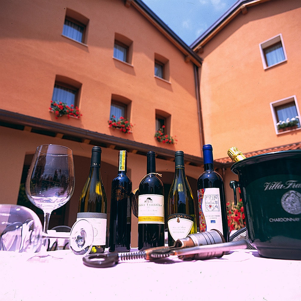 Hotel Dall'Ongaro Ghirano ภายนอก รูปภาพ