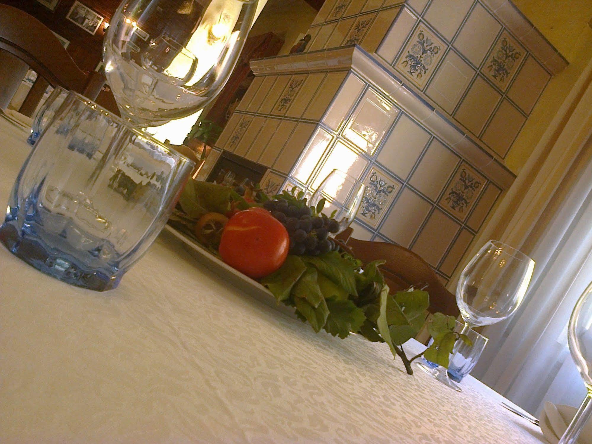 Hotel Dall'Ongaro Ghirano ภายนอก รูปภาพ